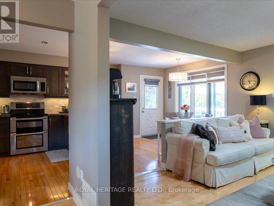 38 Patricia Place, Pigeon Lake