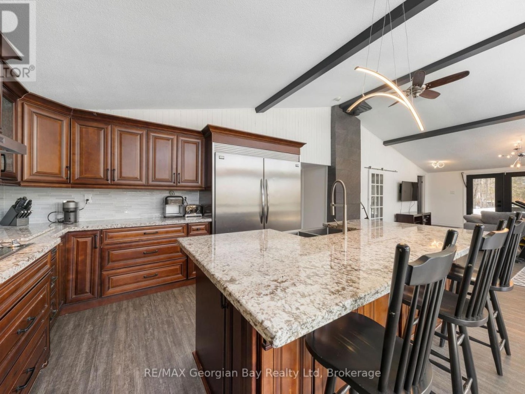 1745 TWIN OAKS CRESCENT, Matchedash 