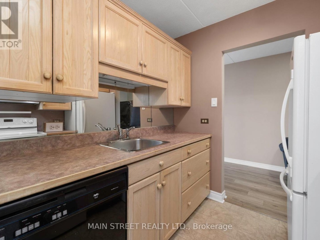 203 200 Beaconview Heights, Georgian Bay