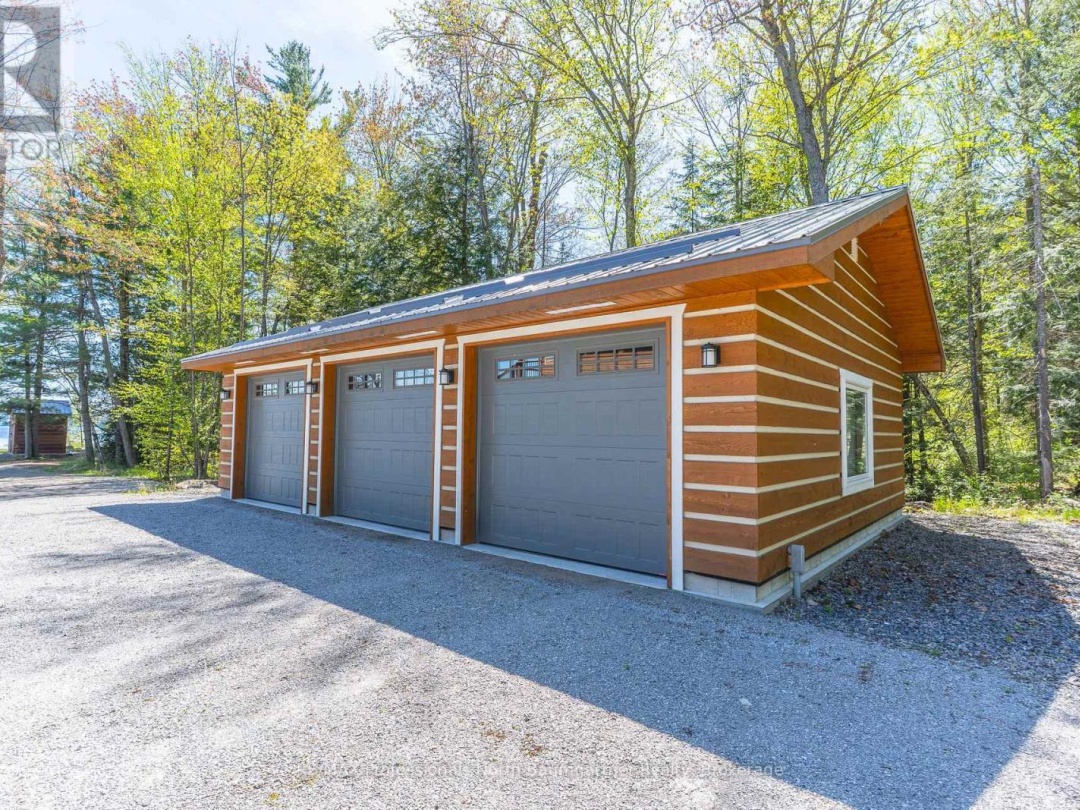 2987 Boice Bradley Road, Redstone Lake