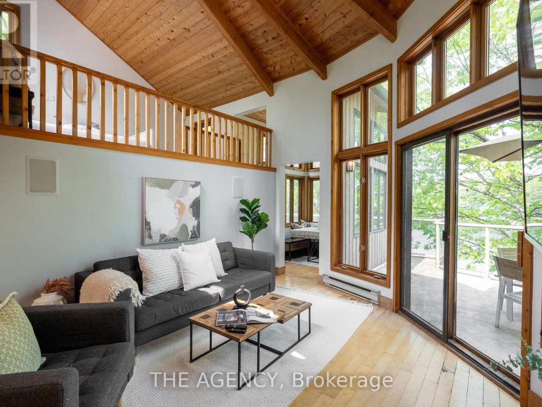 45 PINETREE ROAD, Loon Lake