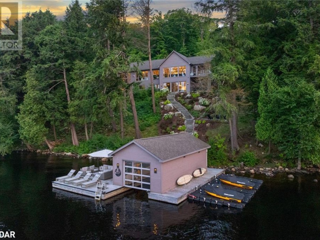 124 CLAREN CRESCENT Crescent, 
