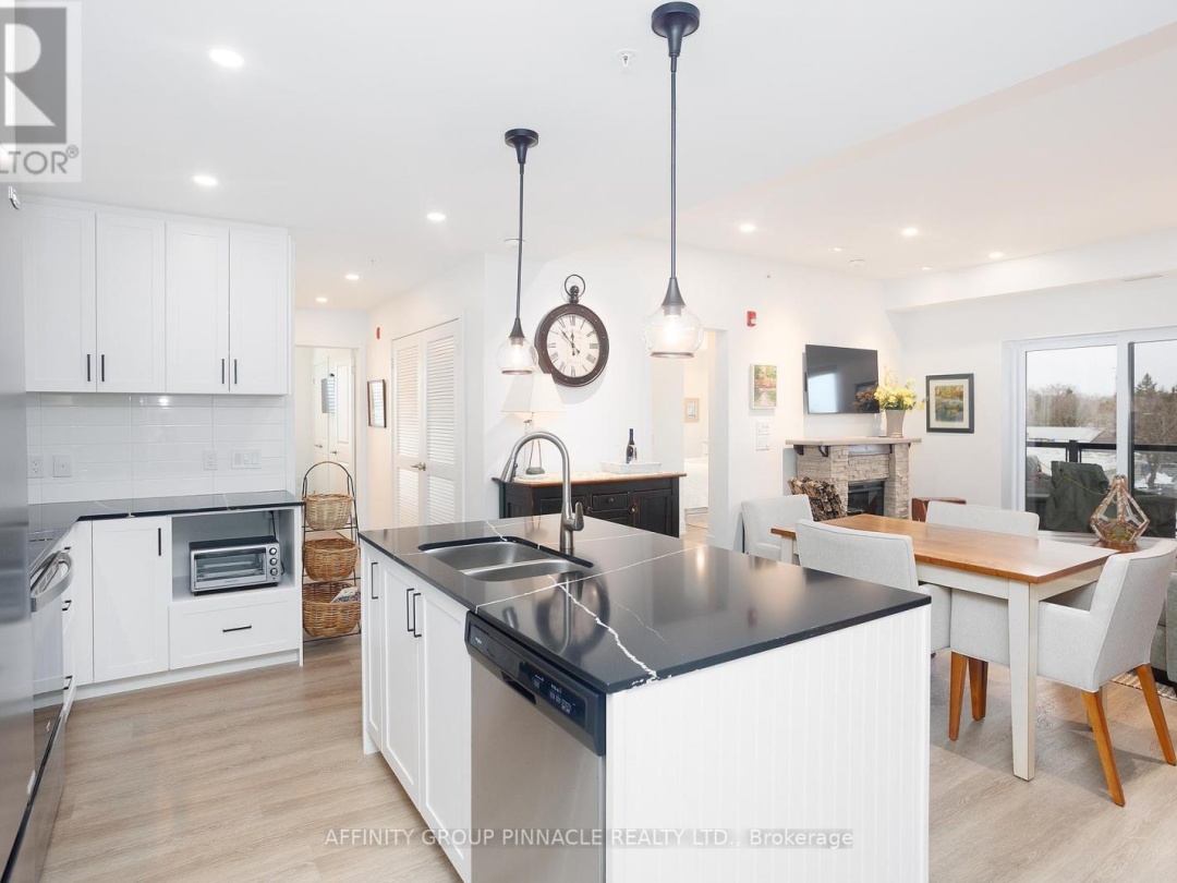 302 - 19A WEST STREET N, 