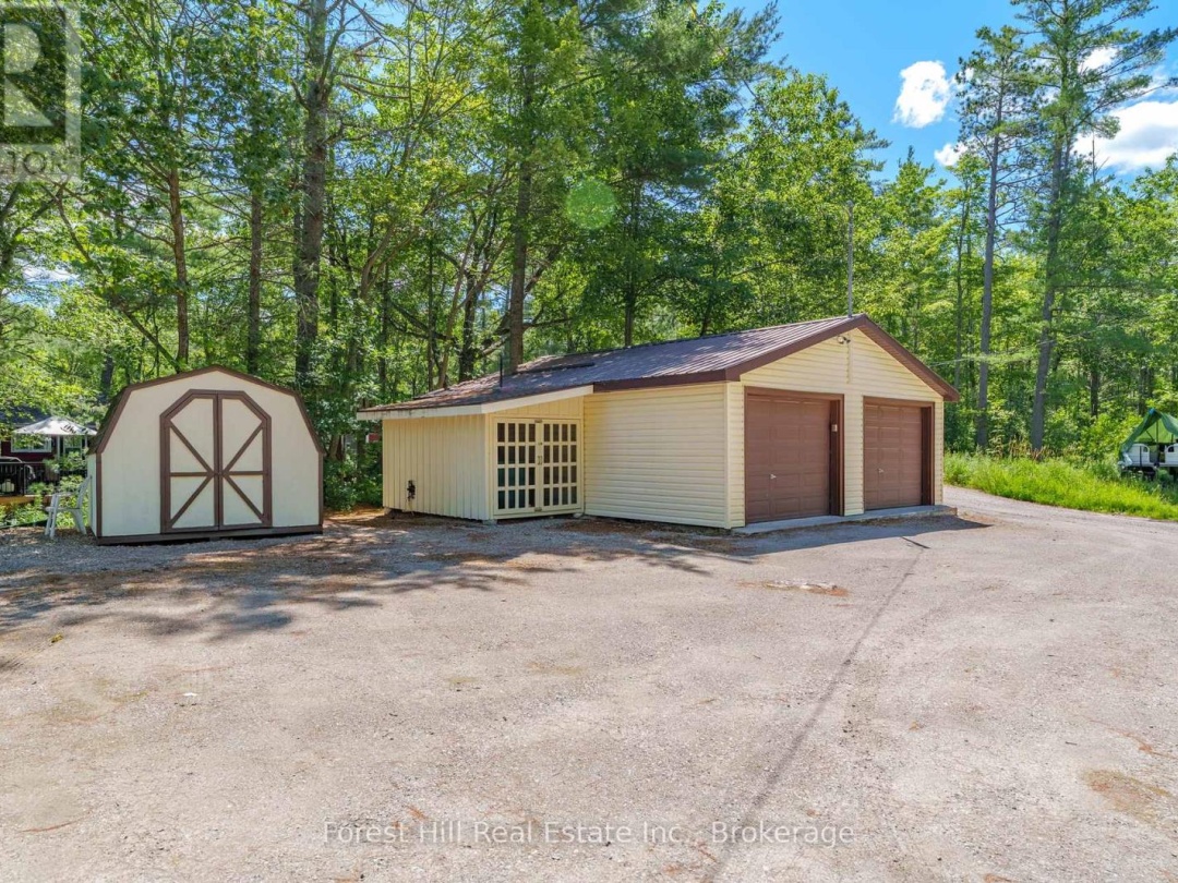 1062 PINE LAKE ROAD, 