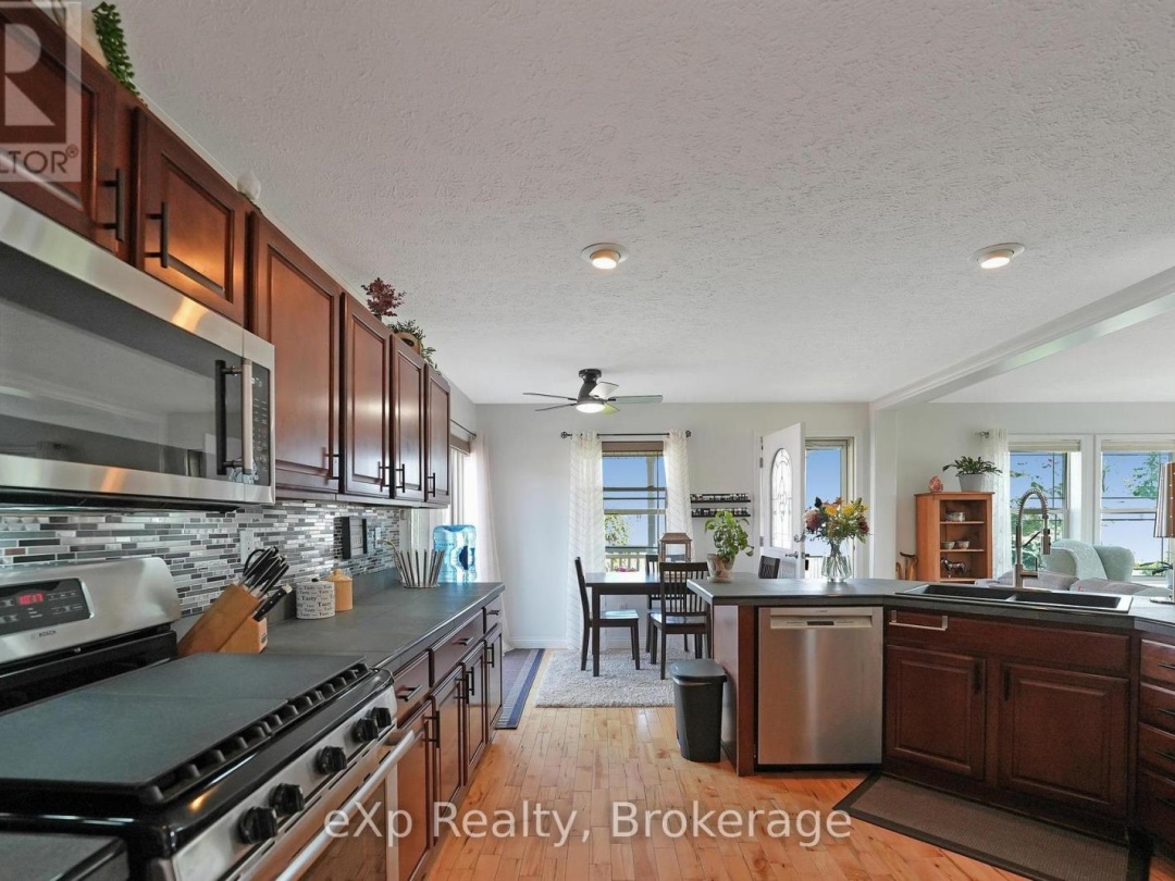 53 CREEKSIDE CIRCLE, 