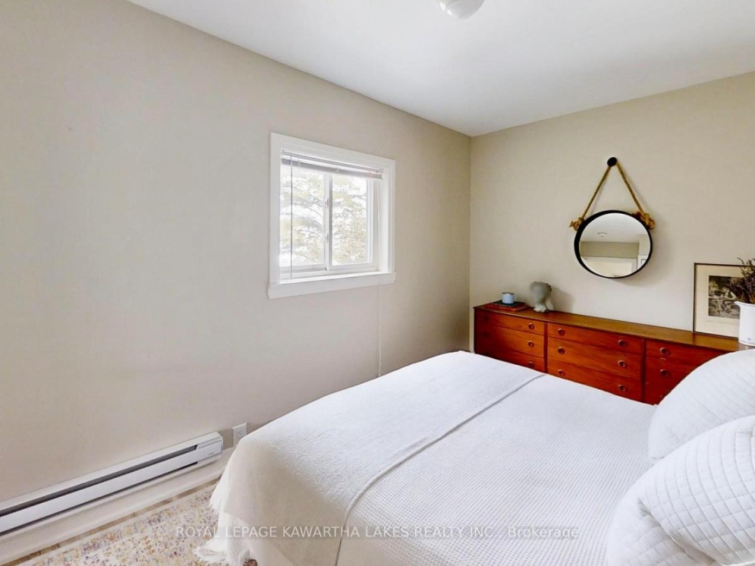 92 Alsops Beach Road, Lake Simcoe