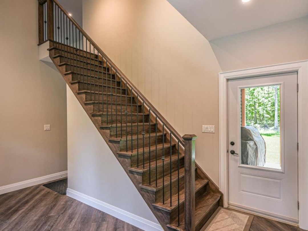 3082 FAIRGROUNDS ROAD, 