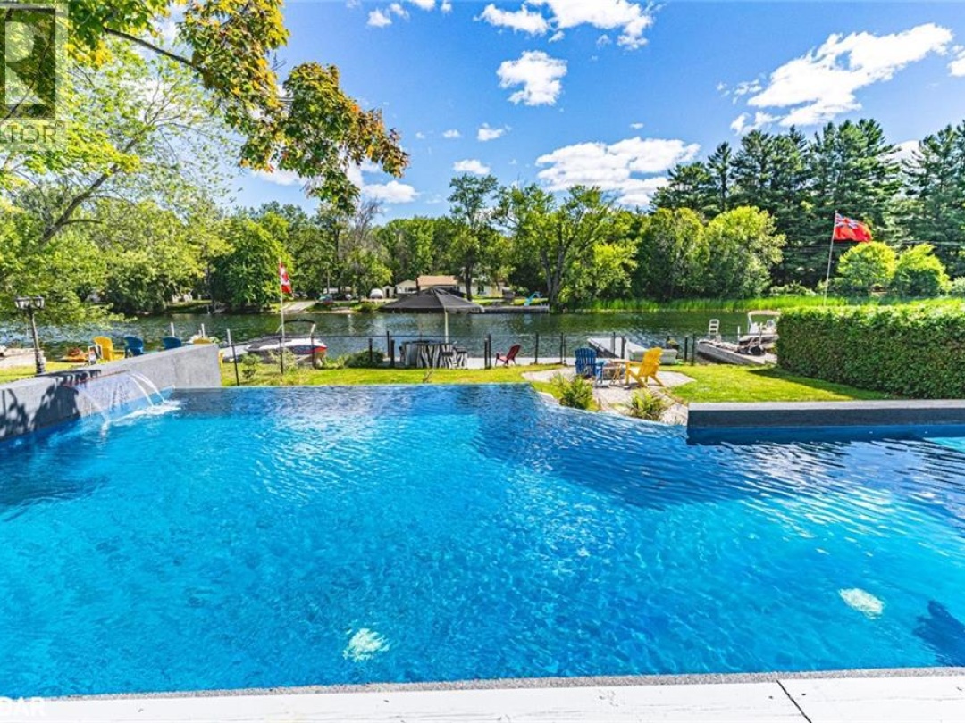 1657 PENINSULA POINT Road, 