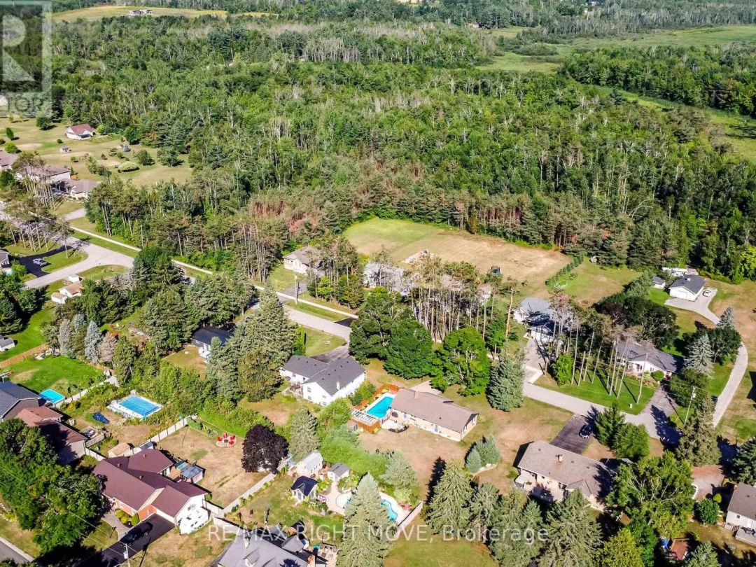 2009 MARCHMONT ROAD, 