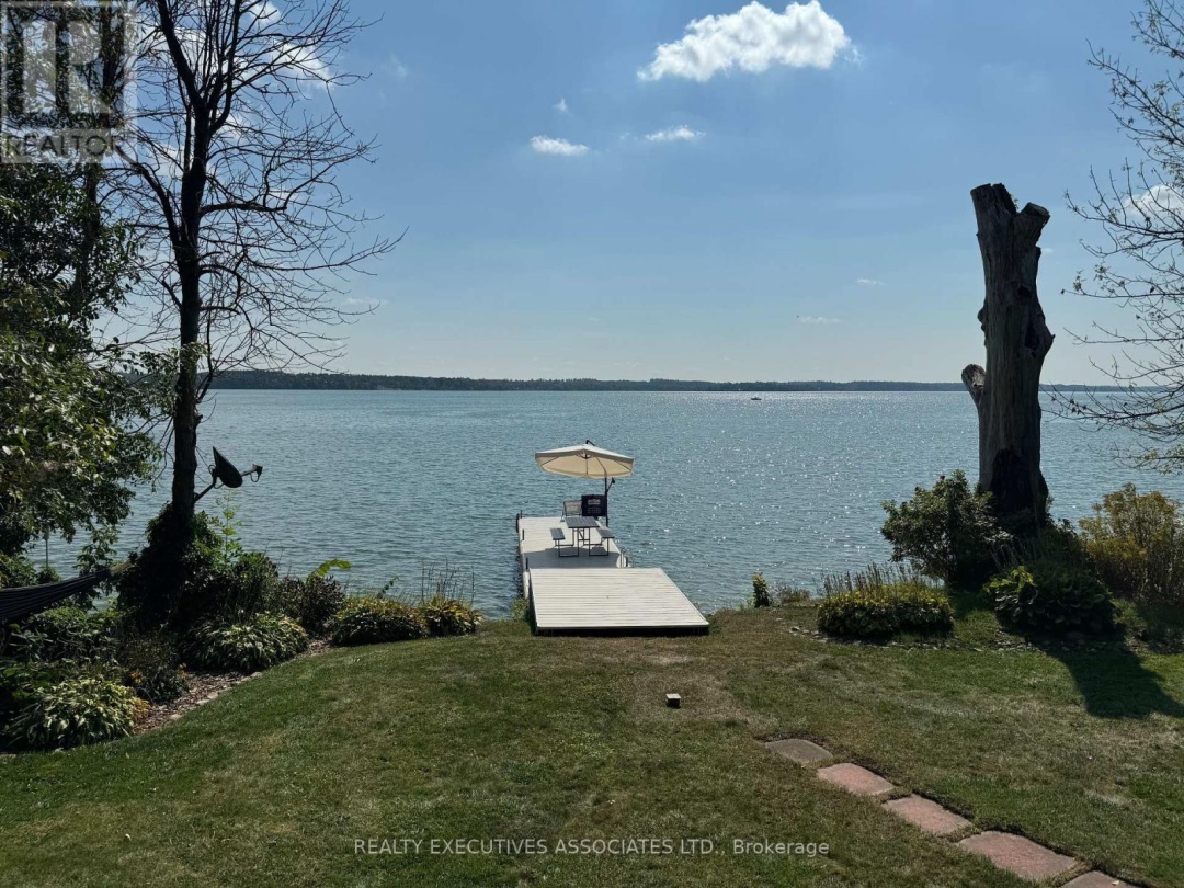 22 LAKEVIEW BOULEVARD, 