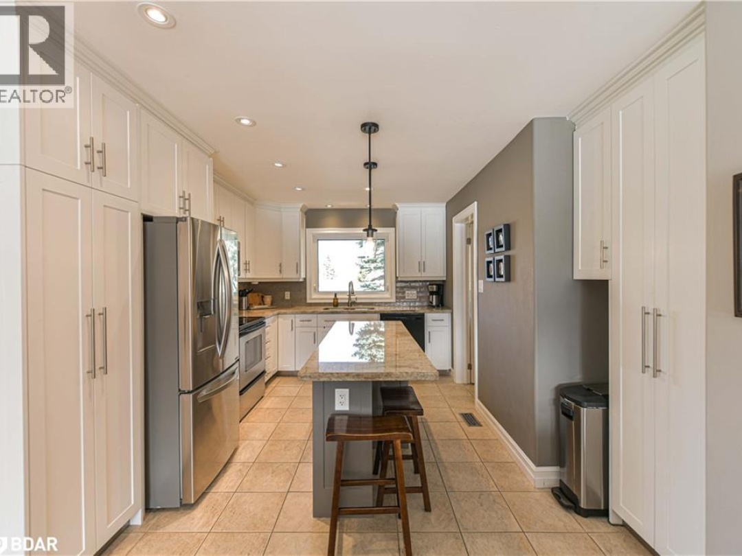 8222 COUNTY RD 169 Road, 