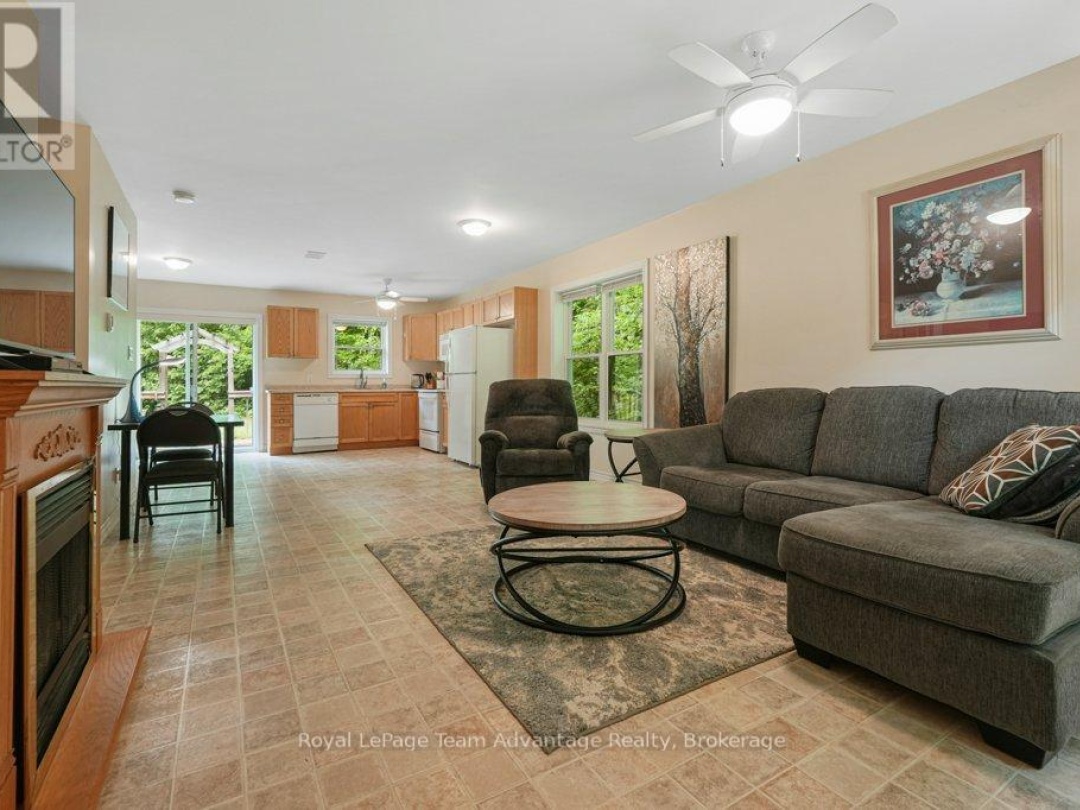 5 - 25 SEGUIN PLACE DRIVE, 