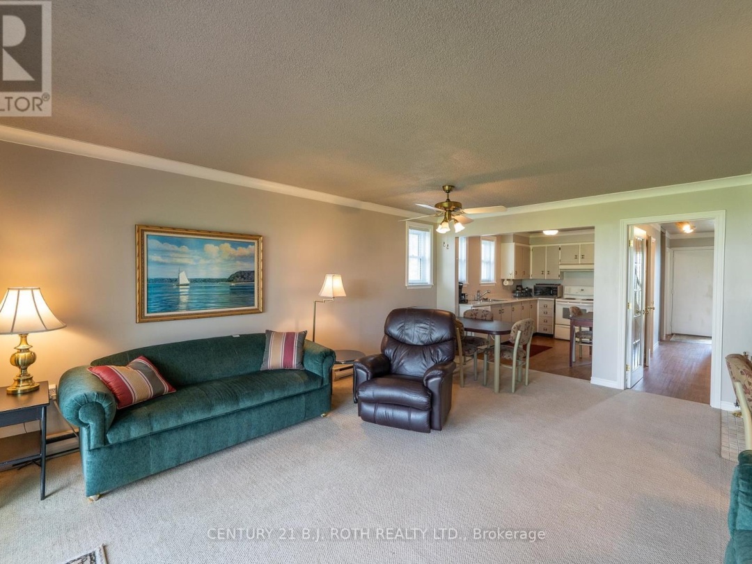 26 - 1 PARADISE BOULEVARD, 