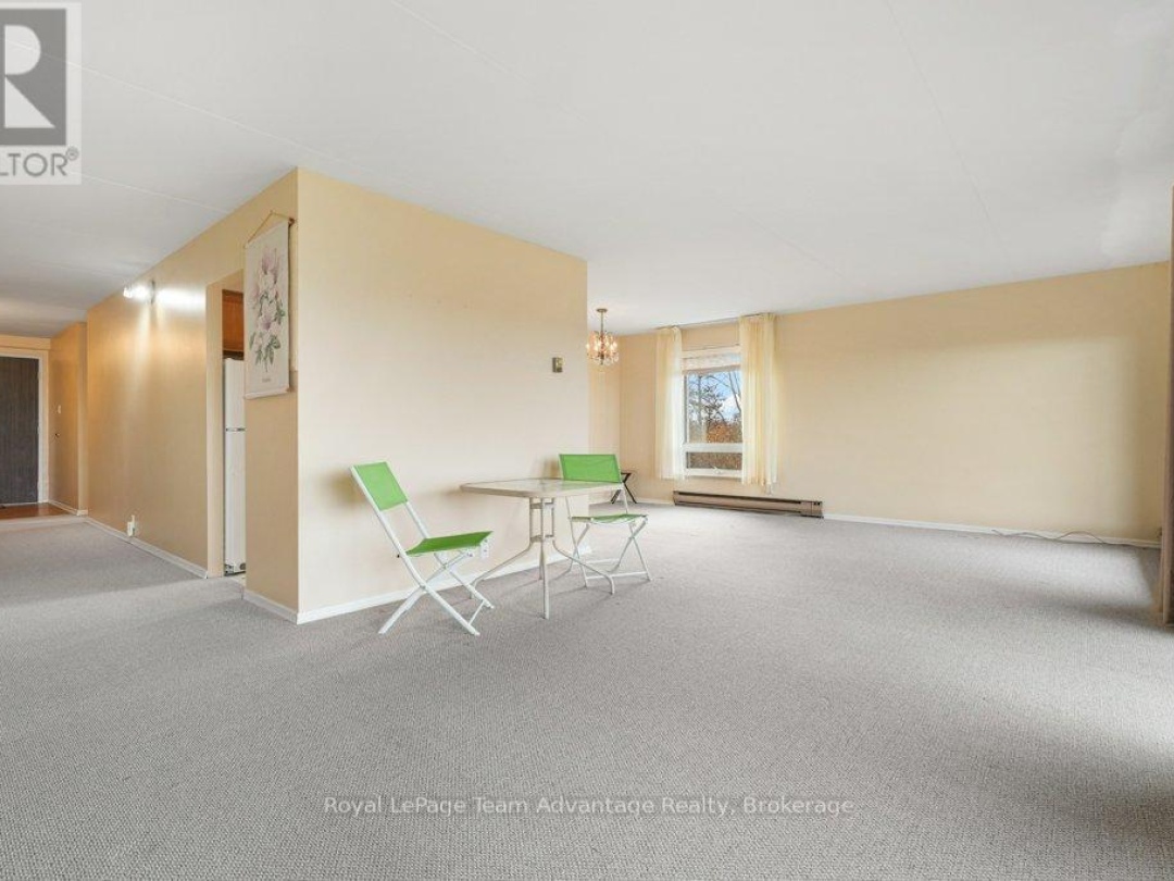 103 - 100 BEACONVIEW HEIGHTS, 