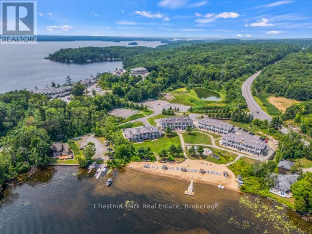 B#206 - 1869 MUSKOKA ROAD 118 HIGHWAY W, 