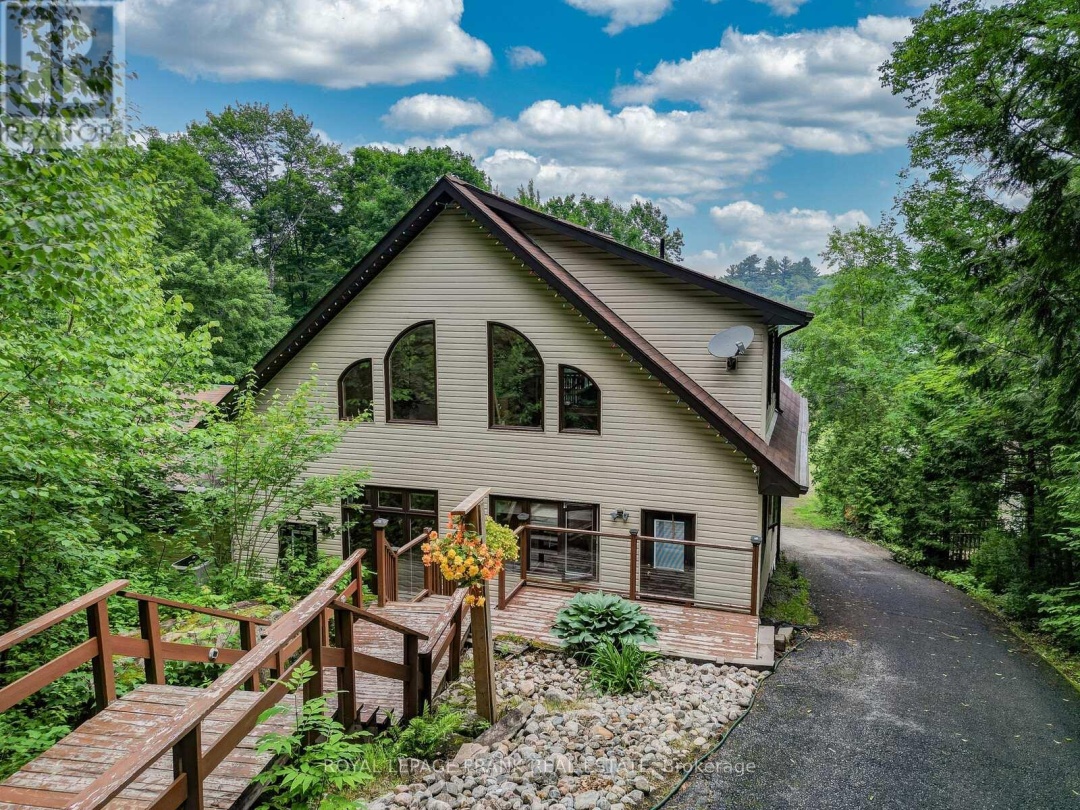 1013 MERRICK DRIVE, Wood Lake