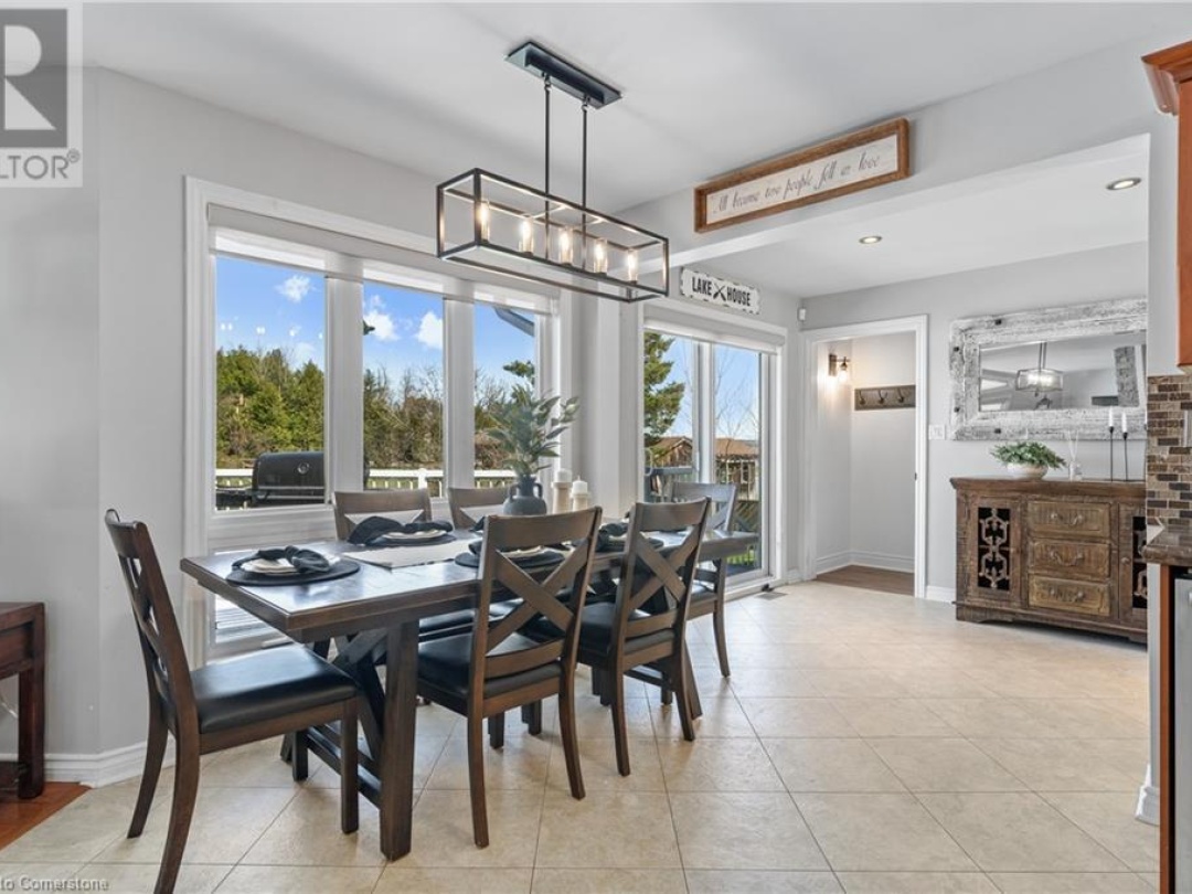 33 Totten Drive Drive, Sturgeon Lake