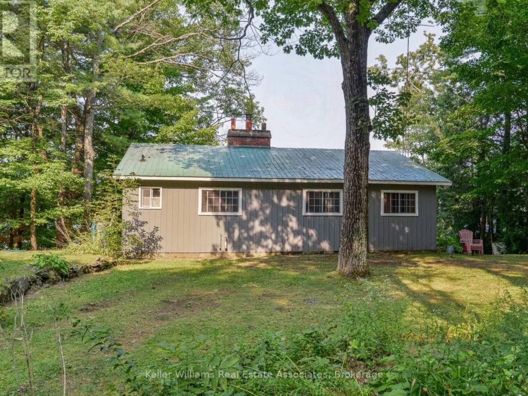 1029 LAKESHORE DRIVE, Lake Muskoka