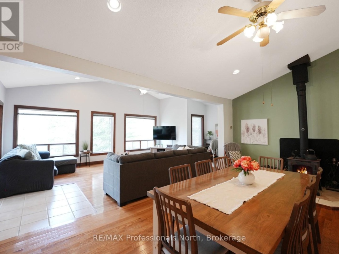 1039 Mink Road, Long Lake