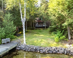 Cottage for Sale on Oxbow Lake