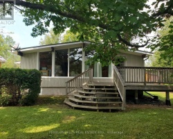 Cottage for Sale on Sturgeon Lake