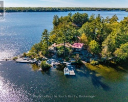 Cottage for Sale on Six Mile Lake