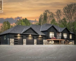 Cottage for Sale on Coldwater Lake
