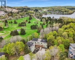 Cottage for Sale on Peninsula Lake