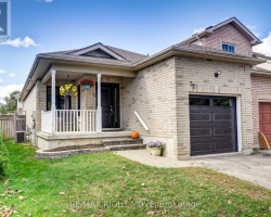 Property for Sale on 32 JULIA CRESCENT, 