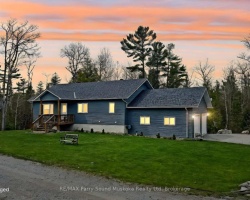 Property for Sale on 52 Meadows Avenue, Tay
