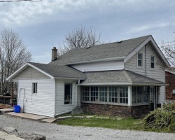 Property for Sale on 32 Bond Street E, Kawartha Lakes (Fenelon Falls)