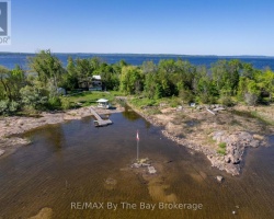 Property for Sale on 116 ISLAND 150/ BROSSEAU ISLAND, 