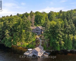 Cottage for Sale on Lake Vernon