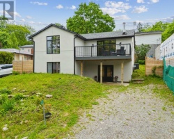 Cottage for Sale on Sturgeon Lake