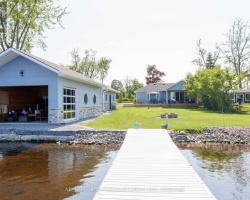 Cottage for Sale on Sturgeon Lake