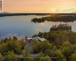 Cottage for Sale on Gloucester Pool