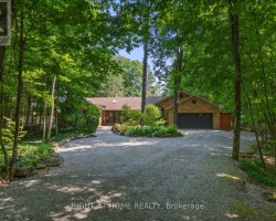 Cottage for Sale on Pigeon Lake