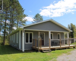 Property for Sale on 2513 Davis Lake Road, Minden Hills (Lutterworth)