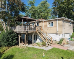 Cottage for Sale on Sturgeon Lake