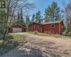 Cottage for Sale on Black Lake