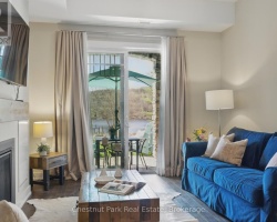 Cottage for Sale on Peninsula Lake