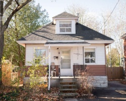 Property for Sale on 147 Dufferin Street, Orillia