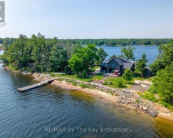 Property for Sale on 4 ISLAND 800, 