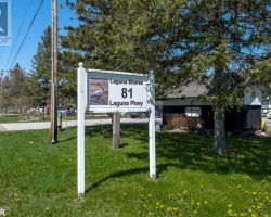 Cottage for Sale on Lake Simcoe