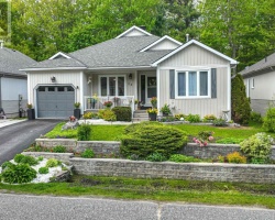 Property for Sale on 24 WOODMANS CHART, Gravenhurst (Muskoka (S))