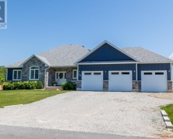 Property for Sale on 19 CHESLOCK CRESCENT, Oro-Medonte (Warminister)