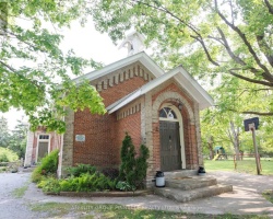 Property for Sale on 254 Lorneville Road, Kawartha Lakes (Eldon)