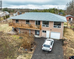 Cottage for Sale on Balsam Lake