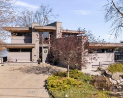 Cottage for Sale on Lake Couchiching