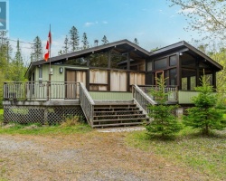 Cottage for Sale on Twelve Mile Lake